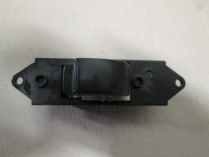 Кнопка стеклоподъемника MR587944 Mitsubishi