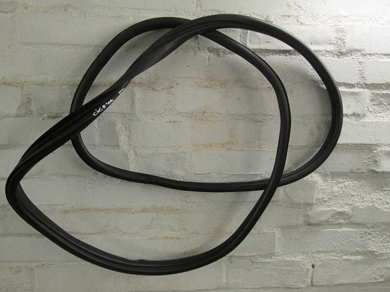 Уплотнитель двери 2110 "брт" передний. Уплотнитель проема передней двери. 3163-6107018 уплотнитель проема двери. Уплотнитель двери брт 2110. Уплотнитель проема передней двери.