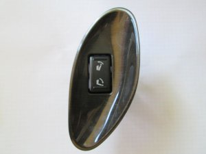 Кнопка складывания задней спинки сидения 849K21BB0A (правая) Infiniti EX