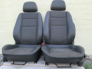 Сиденья передние Opel Astra H 2004> (хэтчбек, 3 двери)