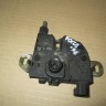 Замок капота 3M5116700AB Ford Focus 2, C-Max, Kuga