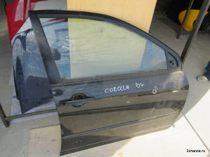 Дверь передняя правая Toyota Corolla Е12