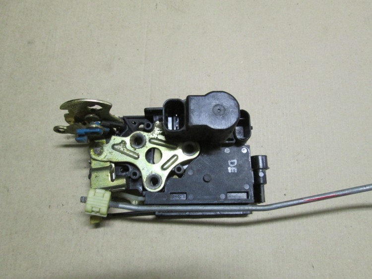 замок передней левой двери лачетти. замок двери шевроле лачетти передней левой. замок двери задняя левая матиз 0. Mazda 6 gg замок двери передней левой. 8 артикул.