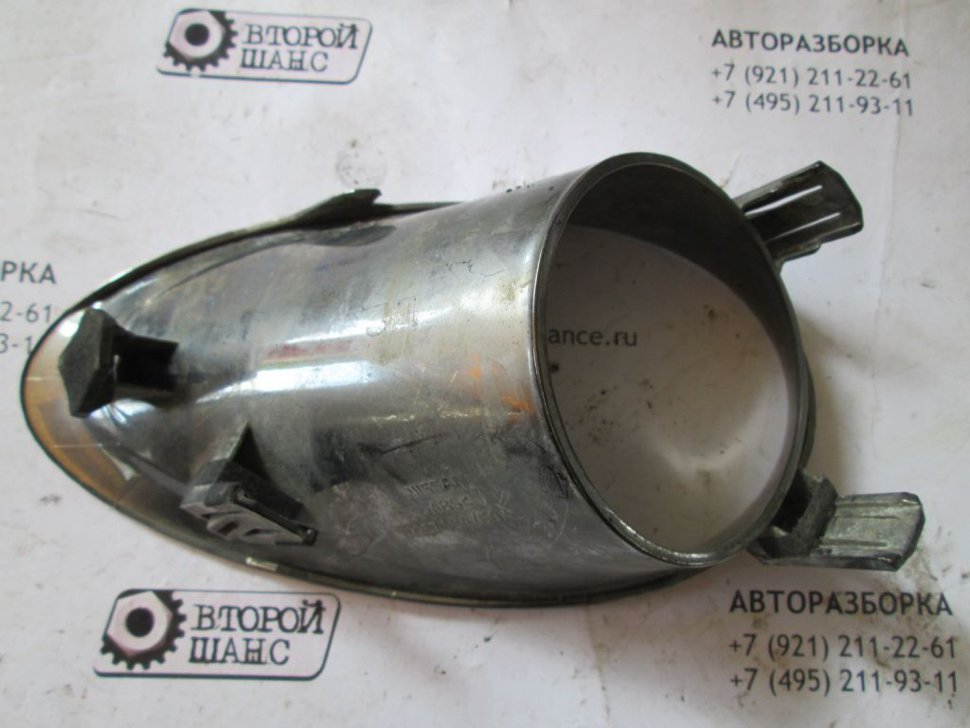 Рамка фары 3102