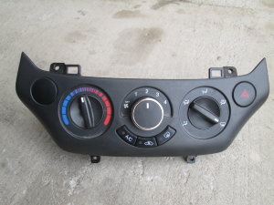 Блок управления отопителем 96650496 Chevrolet Aveo (T250) 2005-2011