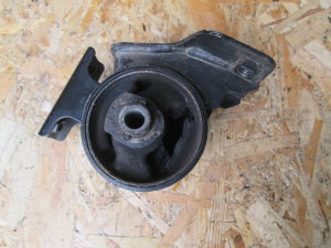 Опора КПП левая 218301C160 Hyundai Getz 2002-2010