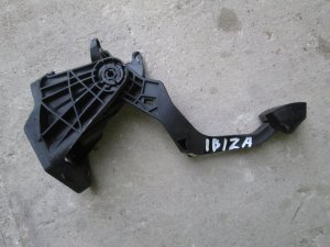 Педаль сцепления 6R1721059S Seat Ibiza