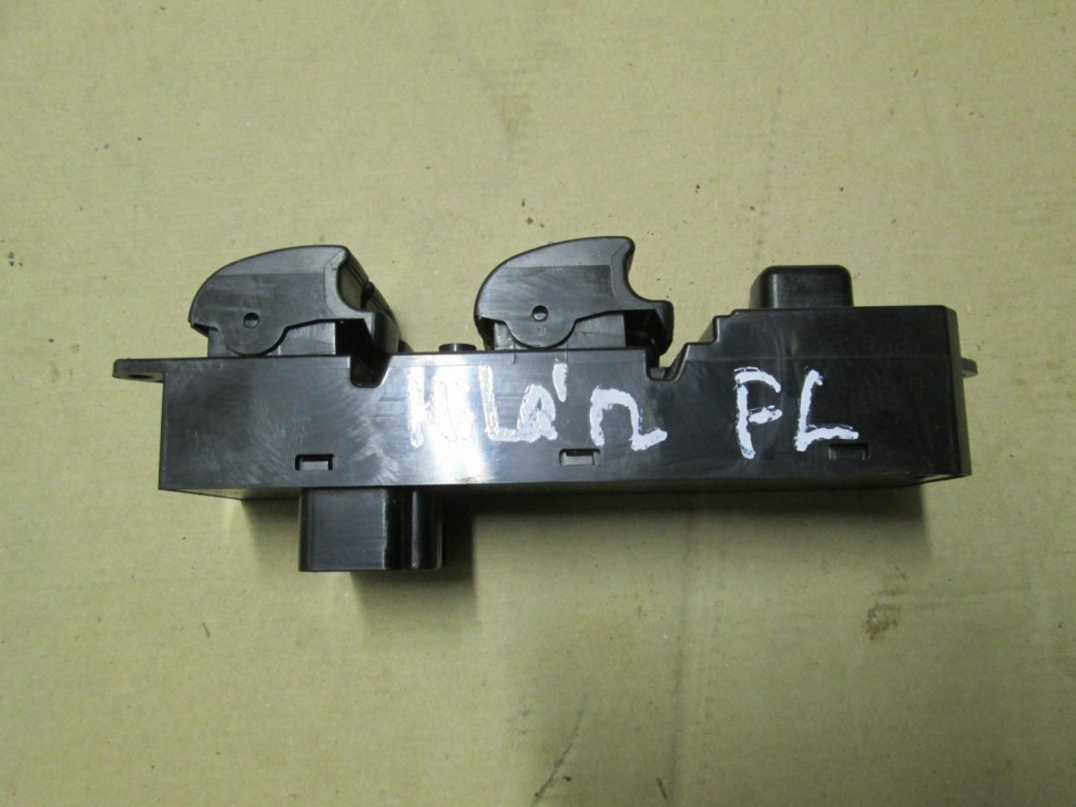 Купить блок управления стеклоподъемниками 8608a221 mitsubishi lancer ...