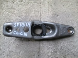 Вилка сцепления 02T141153G Seat Ibiza (CGGB, 1.4)