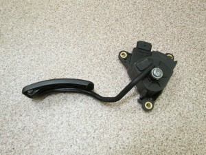 Педаль газа 8200153268 Renault Megane 2, Scenic