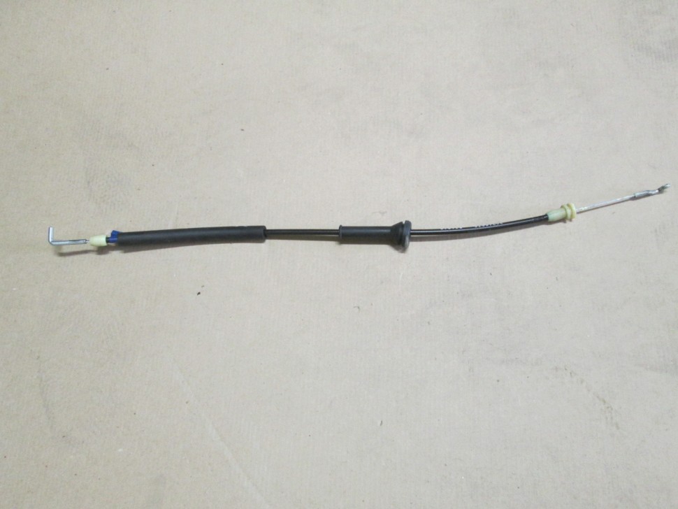 трос замка водительской двери хендай i30. трос ручки двери ман тга. трос дверной ручки смарт форту 2006. трос ручки двери smart 450. 813712r000.