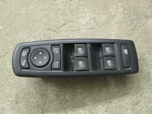 Блок управления стеклоподъемниками 809610006R Renault Megane 3 2009>