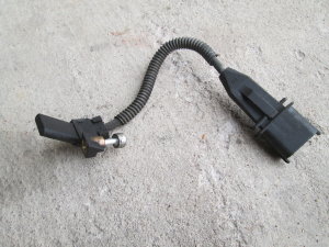 Датчик положения коленвала 55555806 Chevrolet Aveo (T250) 2005-2011 F14D4