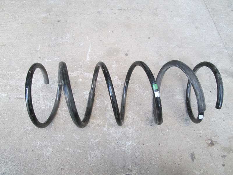 Усиленные пружины ситроен с4 гранд пикассо. Пружины ситроен с4 передние красный белый оранжевый. Пружины ситроен с4 пикассо 5002pn. Замена задних пружин ситроен с4 пикассо. Пружина ситроен c4 2010.