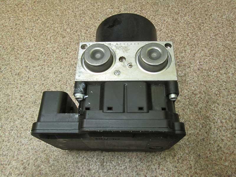 144839204r renault 23716 щелкает
