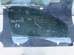 Стекло двери передней правой Renault Megane 3