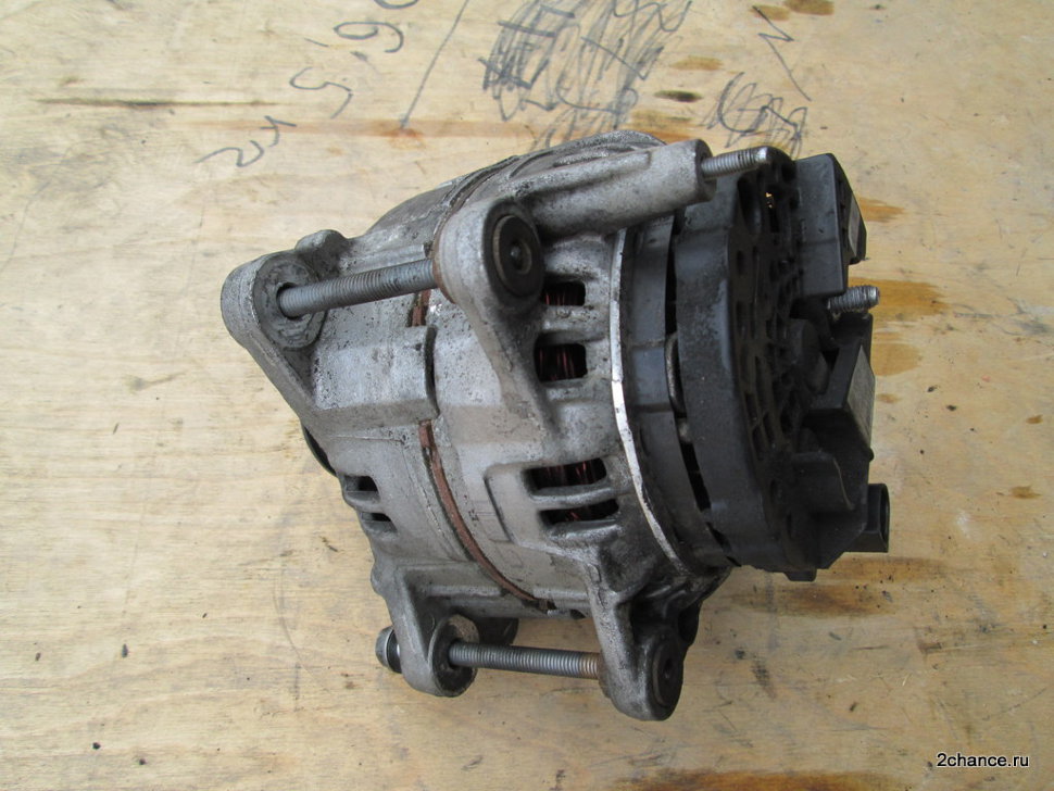 генератор ауди 80 б3. 8.