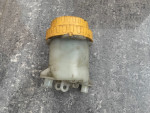 Бачок главного тормозного цилиндра Subaru Impreza GC8 EJ20G, Legacy BF3 EJ20G