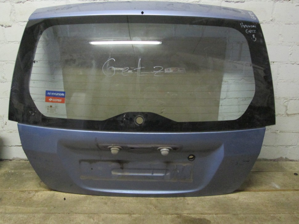 Купить дверь гетц. Дверь багажника Hyundai Getz 2004. Дверь багажника Хендай Гетц. Задняя крышка Хендай Гетц. Дверь багажника (со стеклом) Гетц Хендай.