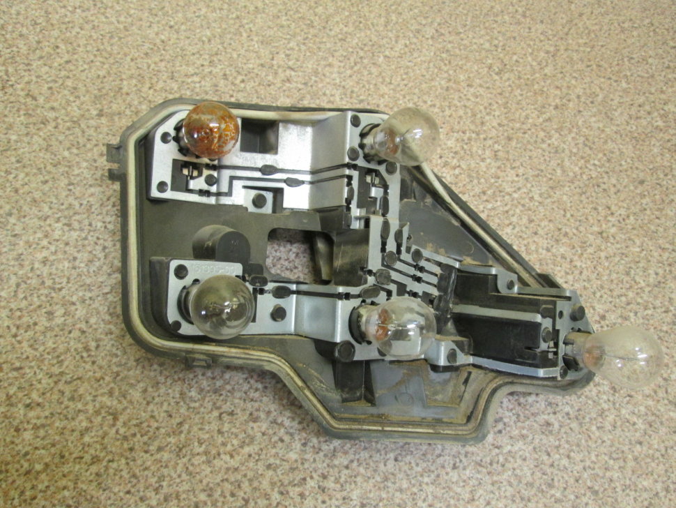 Купить плата заднего фонаря левого 6223229 opel astra h 2007> (3 двери ...