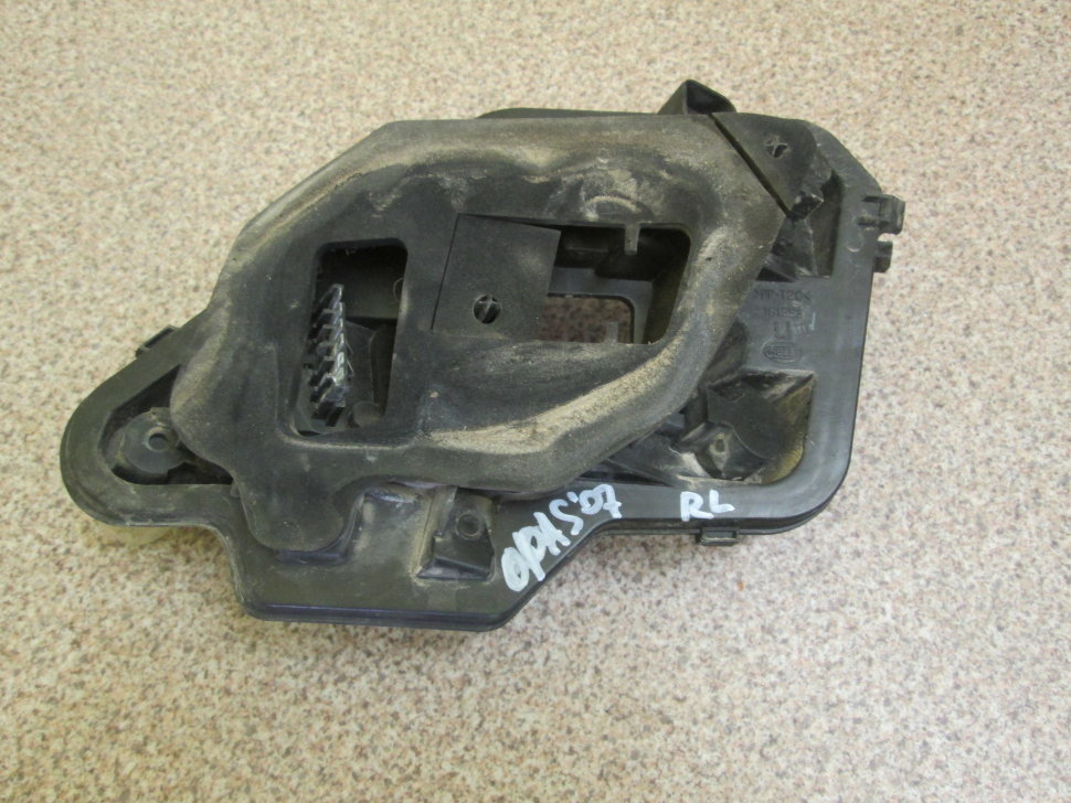 Купить плата заднего фонаря левого 6223229 opel astra h 2007> (3 двери ...