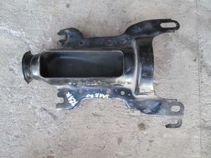 Опора заднего амортизатора 4565339 Saab 9-5, Opel Vectra B