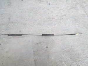 Трос открывания двери передней 5134727 Opel Astra H 2004> (3 двери)