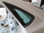 Стекло кузовное глухое левое 6RU845297A VW Polo 2011> (седан)