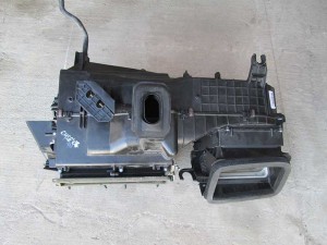 Корпус отопителя 05058266AE Chrysler Sebring 2006-2010