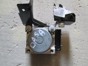 Блок ABS (насос) 476604621R Renault Sandero