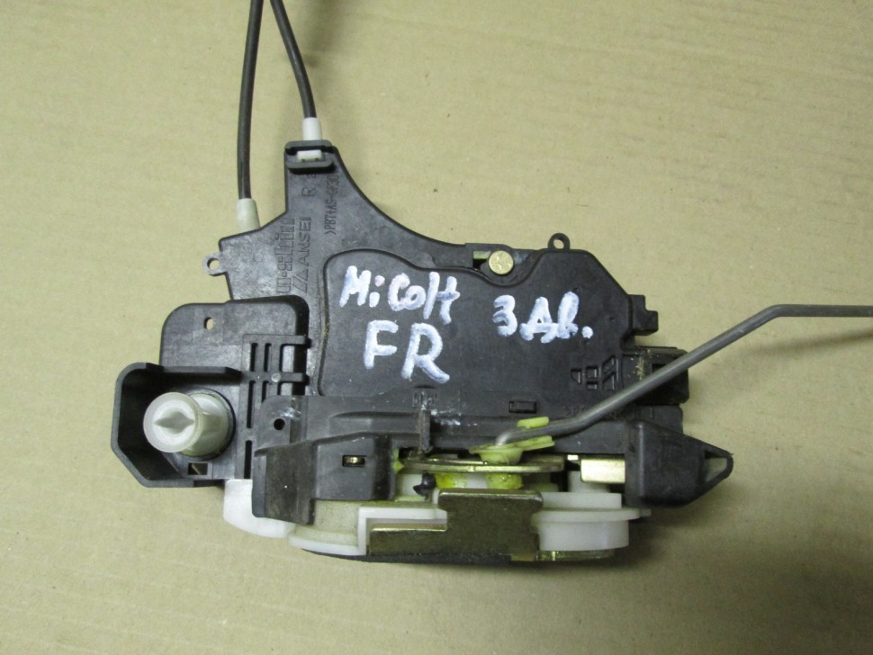 замок боковой двери мб спринтер. замок для правой двери. замок двери ниссан кашкай j10. замок передней двери ssangyong new actyon. замок двери ниссан кашкай j10 передний левый.