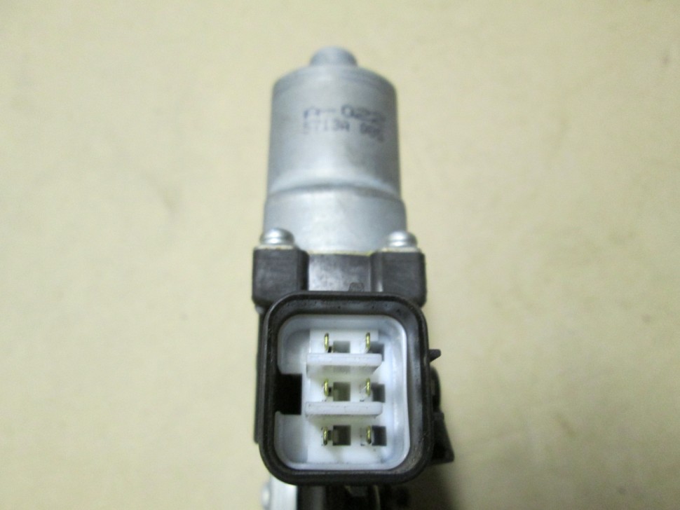 Купить моторчик стеклоподъемника двери левой 5713a257 mitsubishi в ...