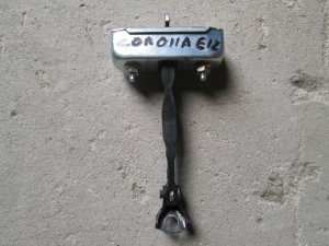 Ограничитель двери 68620-12100 Toyota Corolla E12