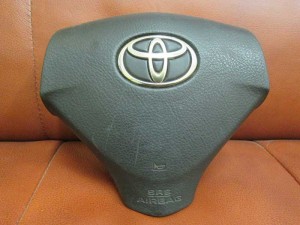 Подушка безопасности в рулевое колесо Toyota Corolla Verso 2004-2009